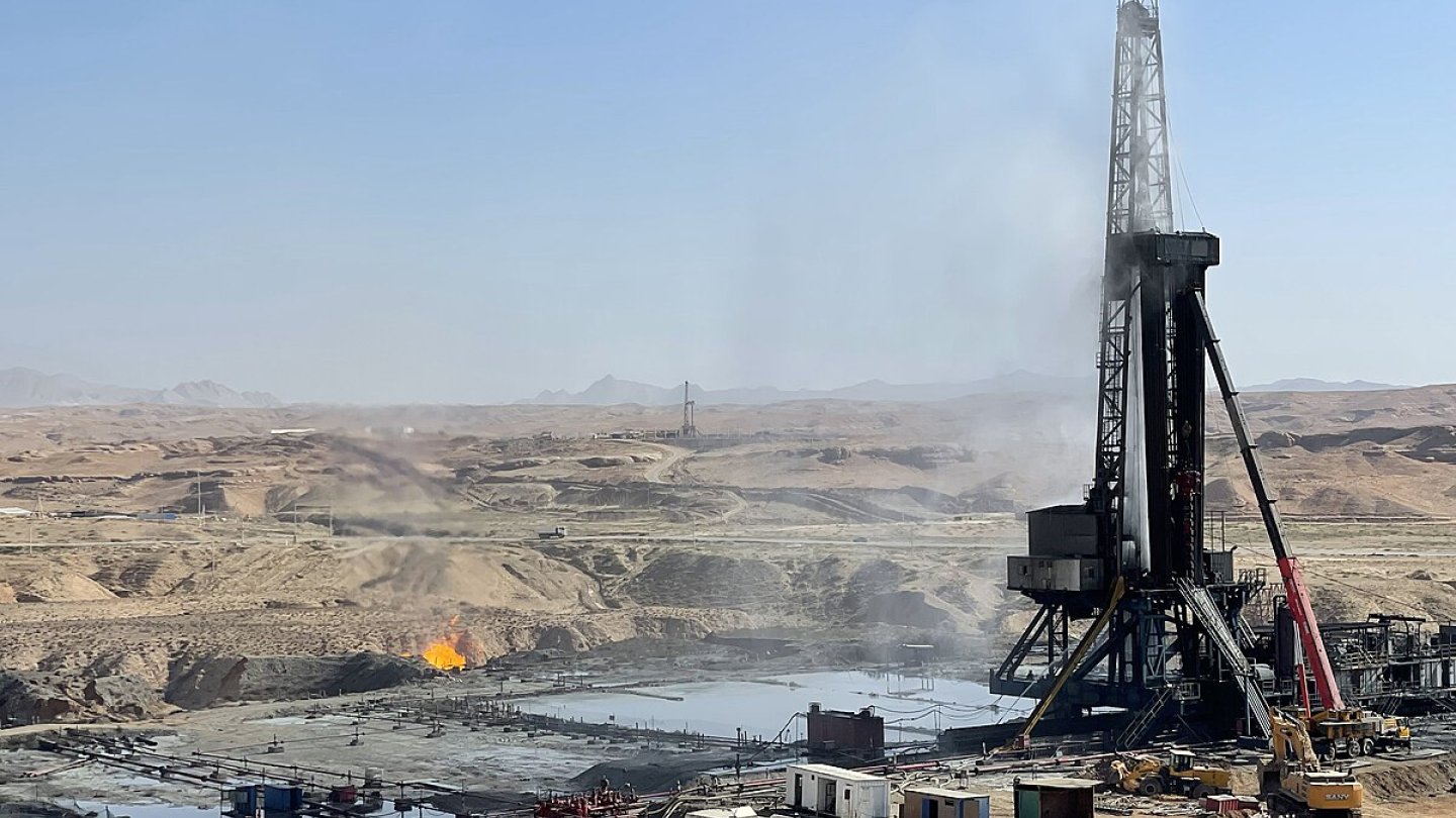 Uzbekistan Aims to Halt Gas Production Decline by 2026 With New Fields
